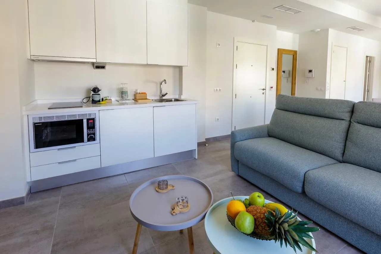 Apartamentos El Marques مالقة